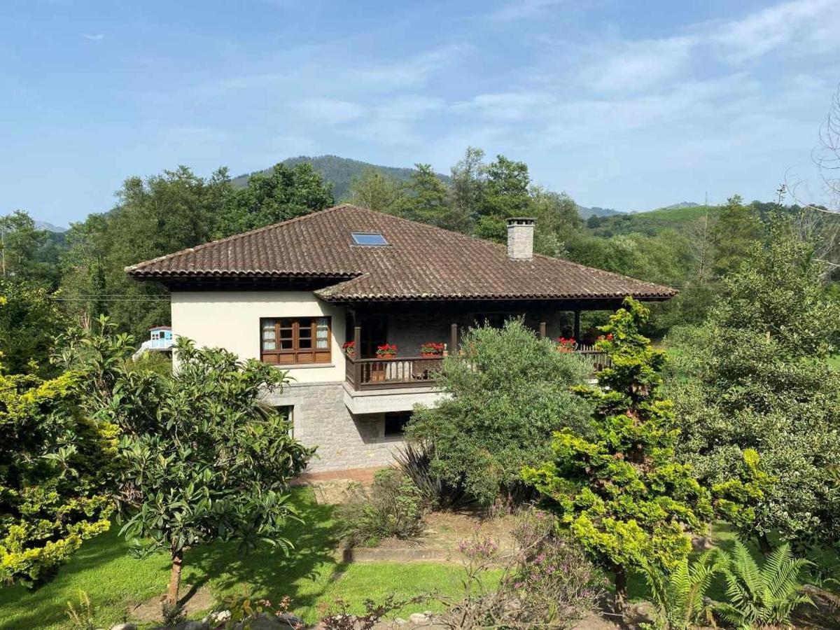 Casa De Los Carpinteros Les Arriondes Exterior foto